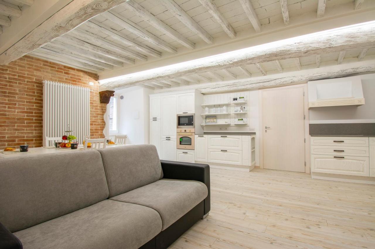 Casa Alice - Elegant In The Centre Of The City Siena Exterior photo
